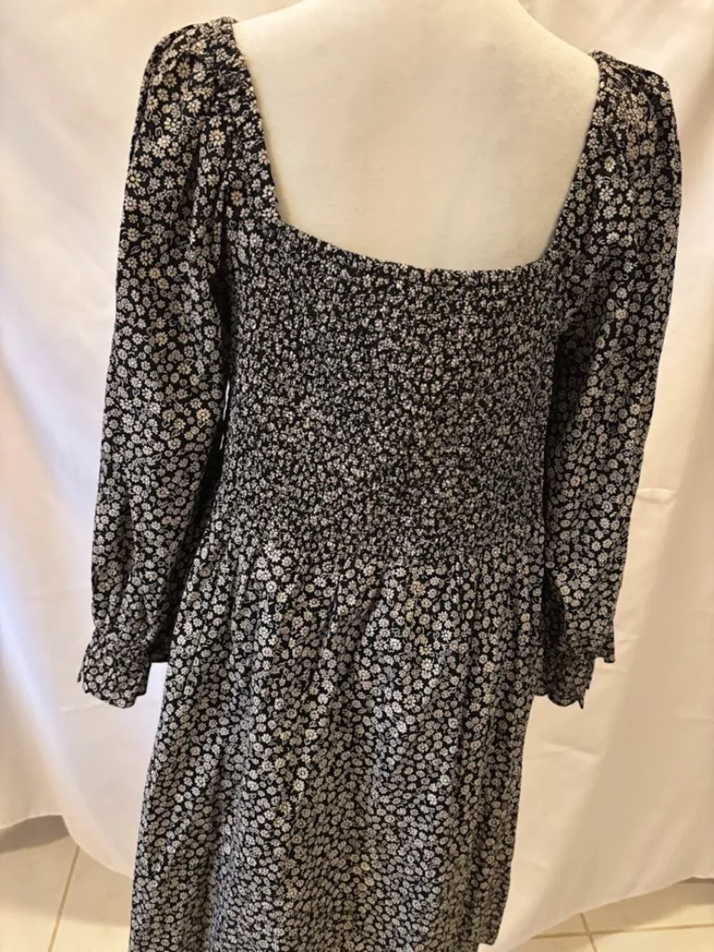MADEWELL Lucie Elbow-Sleeve Smocked Dress in Parisian Ditsy - size Large - Picture 14 of 16